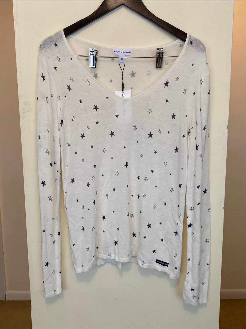 NWT Calvin Klein Jeans Sheer V Neck White Sweater Stars Womens XL Lightweight